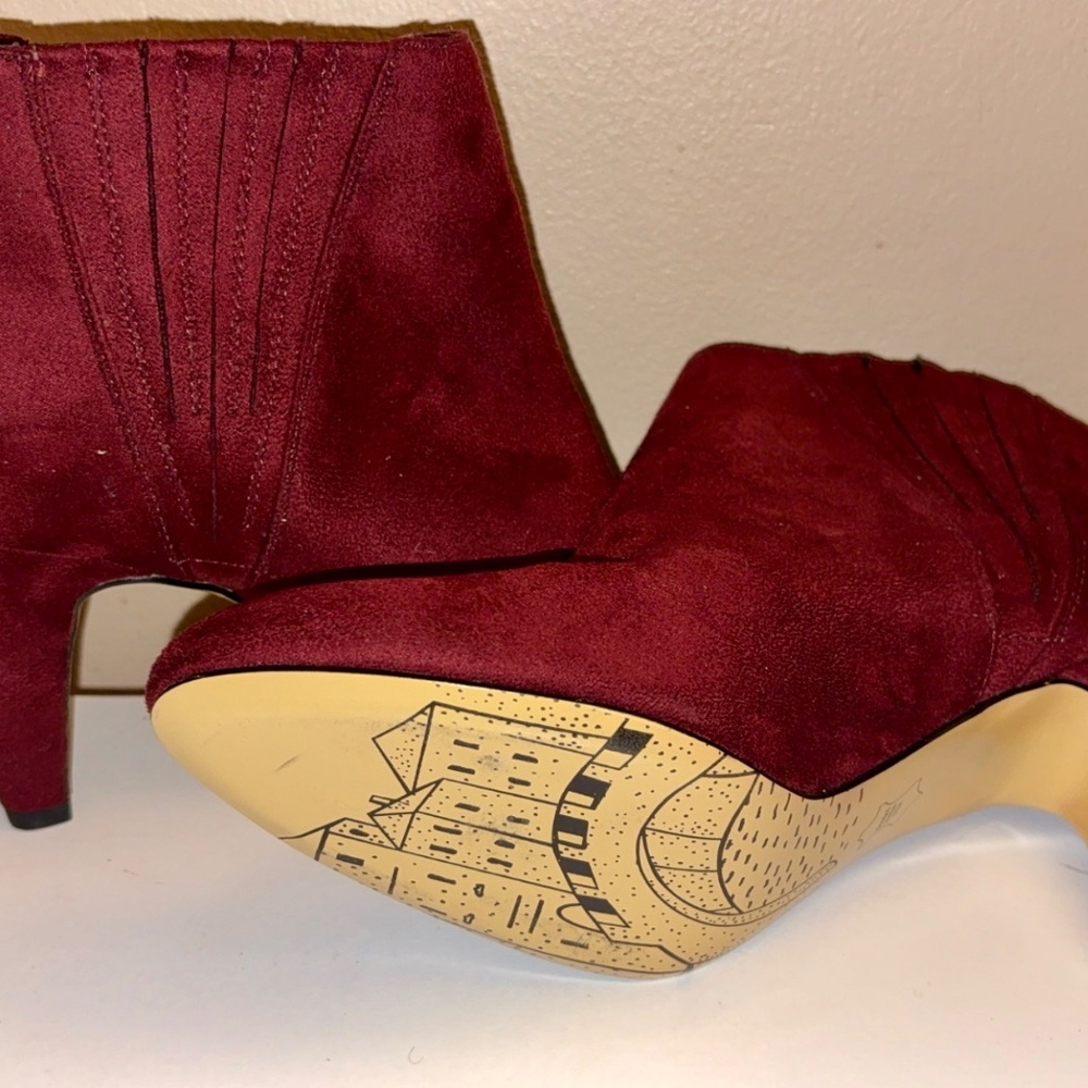 Never worn - image 2